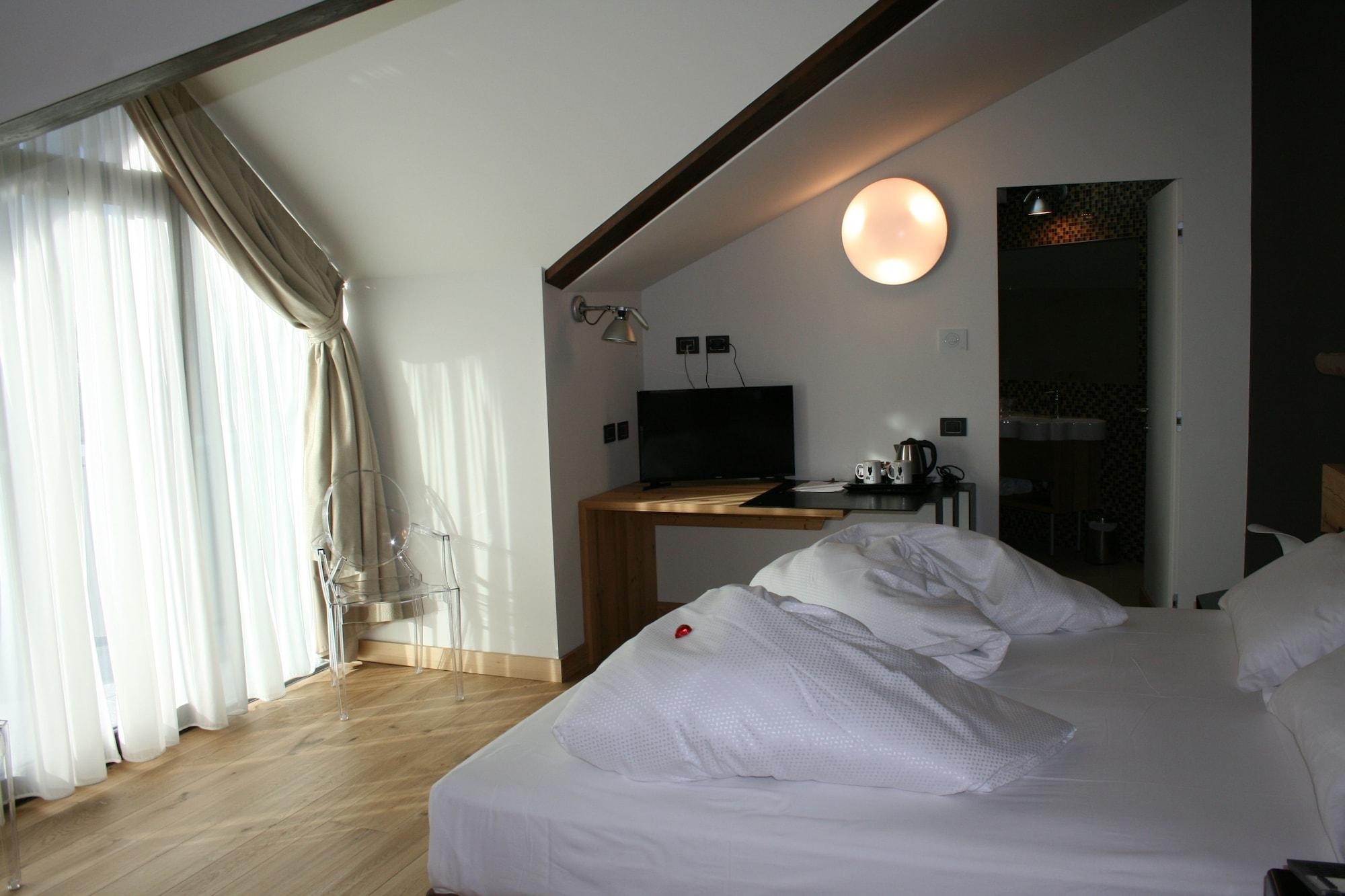 Hotel Orso Grigio Cavalese Kültér fotó