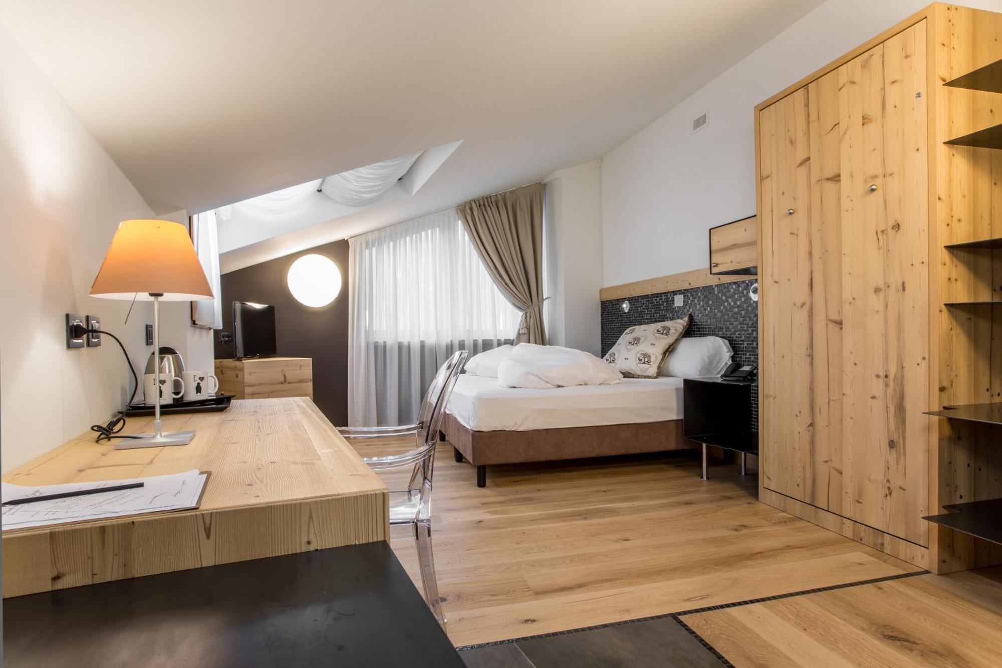 Hotel Orso Grigio Cavalese Kültér fotó