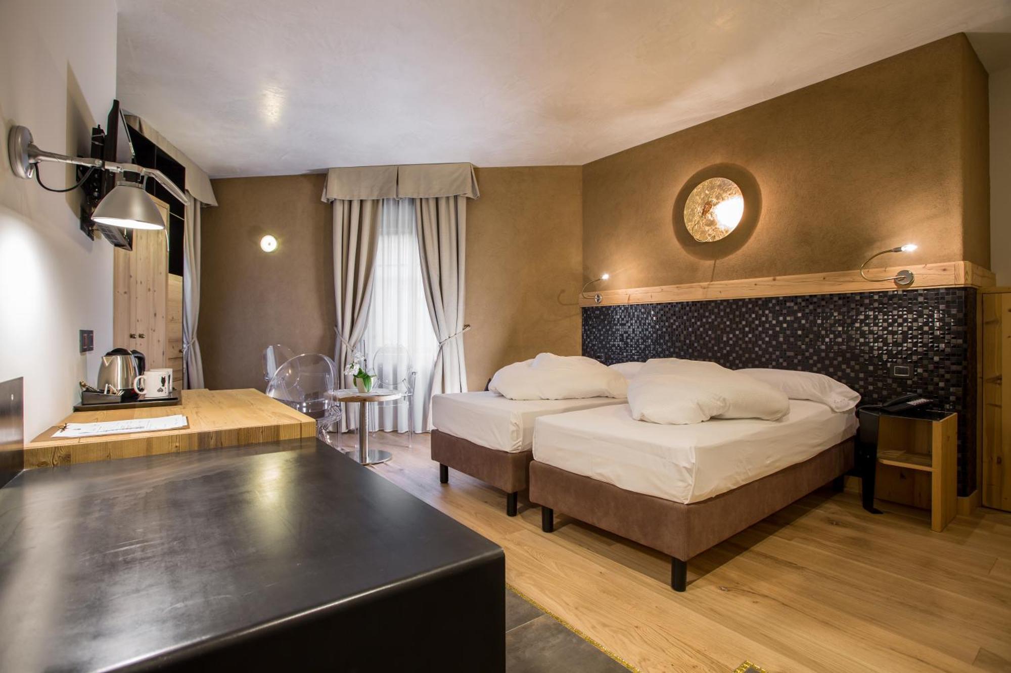 Hotel Orso Grigio Cavalese Kültér fotó