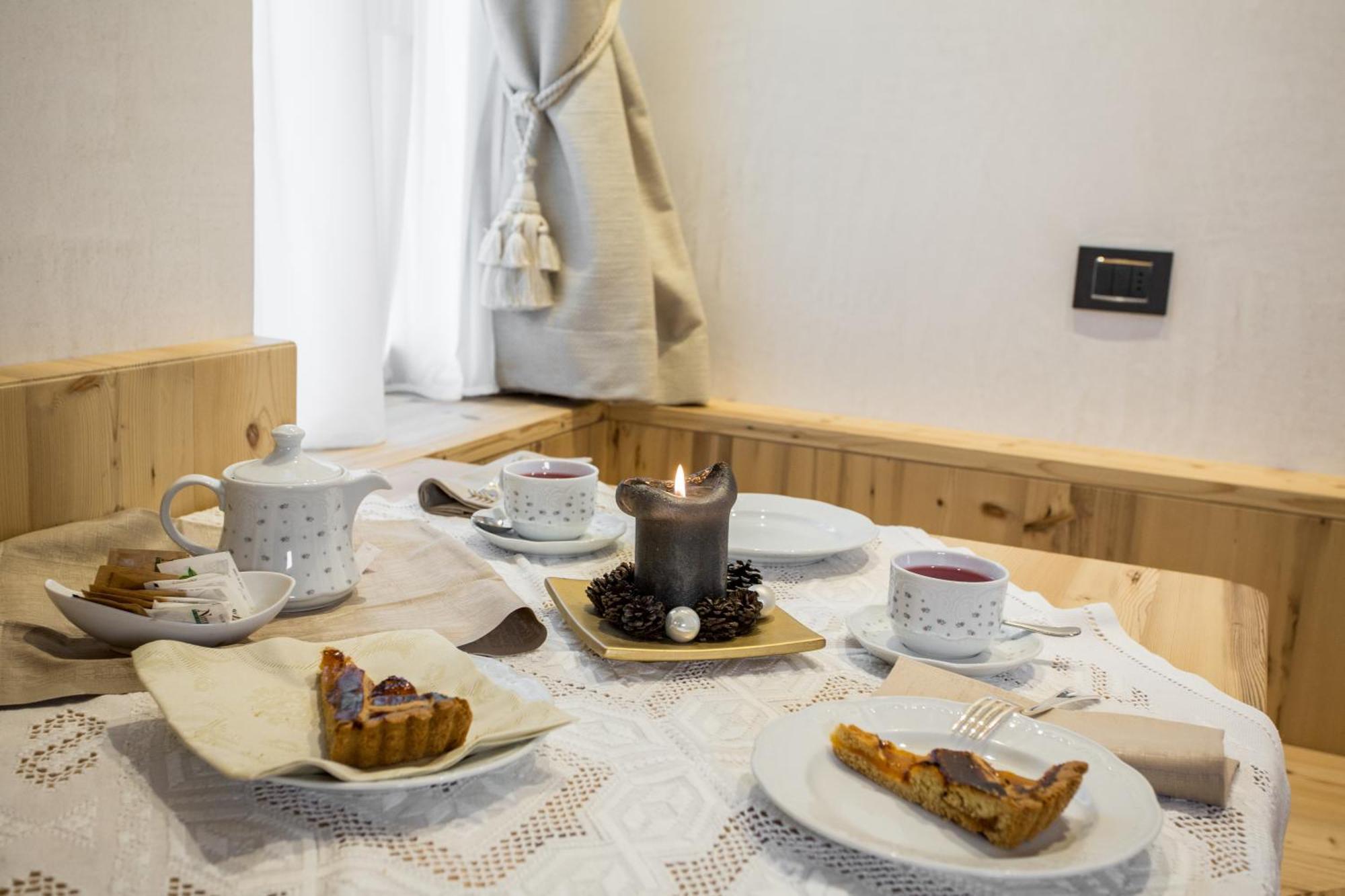 Hotel Orso Grigio Cavalese Kültér fotó