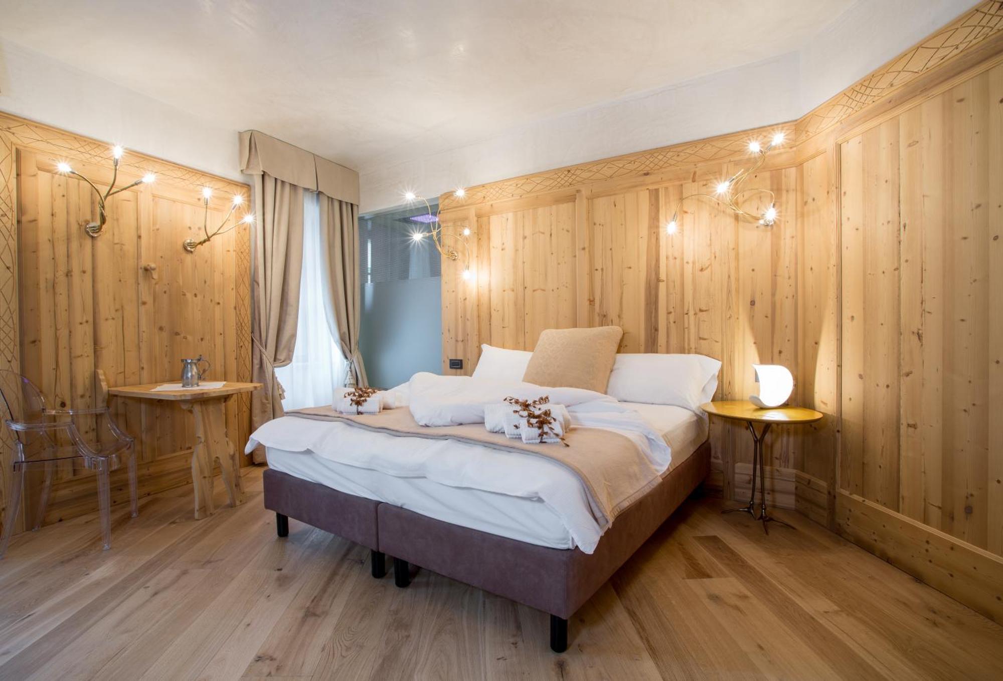 Hotel Orso Grigio Cavalese Kültér fotó