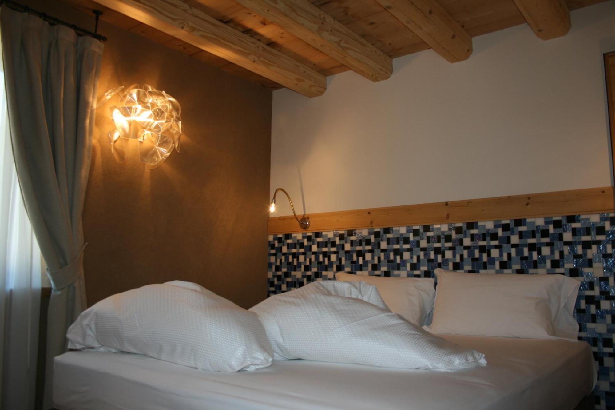 Hotel Orso Grigio Cavalese Kültér fotó